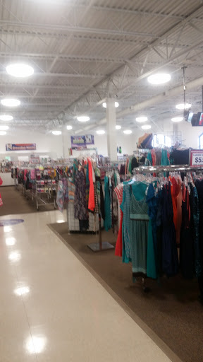 Thrift Store «Goodwill Store», reviews and photos, 2309 N Fairfield Rd, Dayton, OH 45431, USA