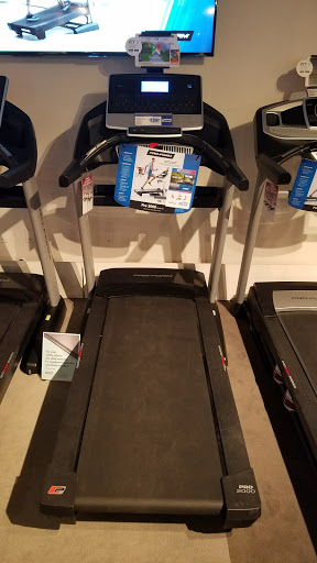 Furniture Store «RC Willey», reviews and photos, 1693 W 2700 S, Syracuse, UT 84075, USA