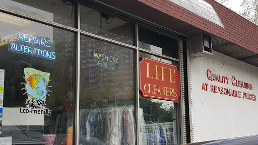Dry Cleaner «Life Cleaners», reviews and photos, 300 Nepperhan Ave, Yonkers, NY 10701, USA