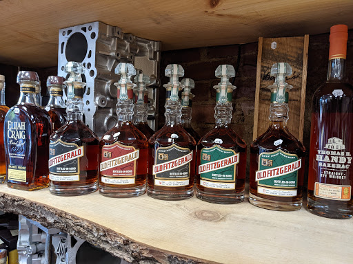 Liquor Store «Red Castle Liquor Store and Growler Filling Station», reviews and photos, 1200 S 1st St, Louisville, KY 40203, USA