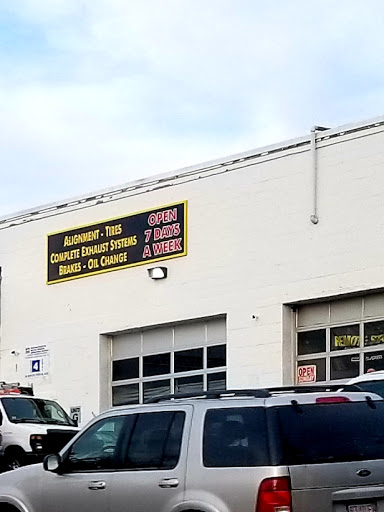Auto Repair Shop «Hingham Auto Repair», reviews and photos, 191 Beal St, Hingham, MA 02043, USA