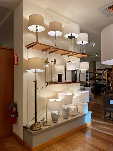 Furniture Store «Pottery Barn», reviews and photos, 2700 Clarendon Blvd r100, Arlington, VA 22201, USA