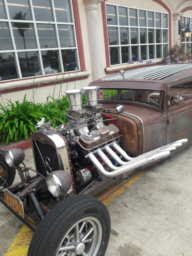 Pep Boys image