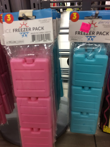 Thrift Store «Goodwill», reviews and photos, 3282 N State Rd 7, Lauderdale Lakes, FL 33309, USA