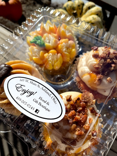 Dessert Shop «Downtown Perk & Desserts Oasis», reviews and photos, 145 W Main St, Ashland, OH 44805, USA