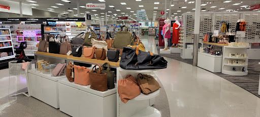 Department Store «Target», reviews and photos, 2462 Foothill Blvd, La Verne, CA 91750, USA