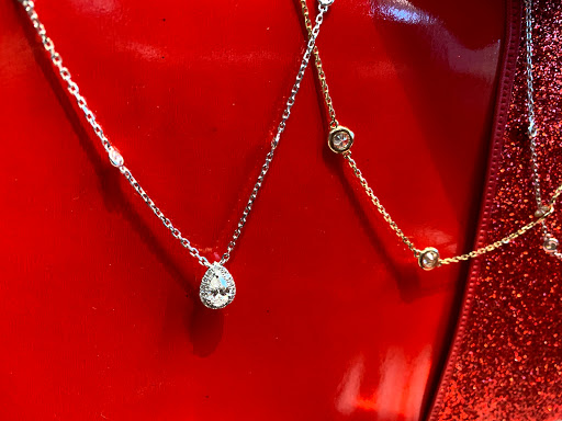 Jewelry Store «Toner Jewelers», reviews and photos, 6285 W 135th St, Overland Park, KS 66223, USA