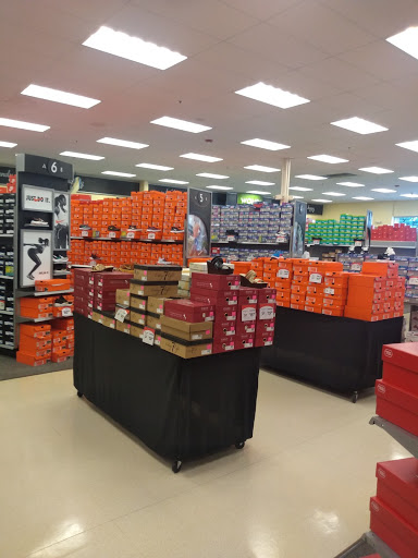 Shoe Store «Shoe Carnival», reviews and photos, 360 Silhavy Rd, Valparaiso, IN 46383, USA
