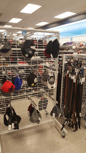 Clothing Store «Ross Dress for Less», reviews and photos, 12115 Biscayne Blvd, North Miami, FL 33181, USA