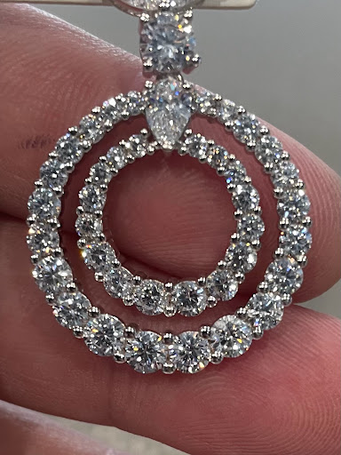 Jewelry Store «Indy Facets Private Jeweler», reviews and photos, 755 W Carmel Dr #116, Carmel, IN 46032, USA