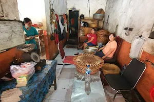 Warung Ari image