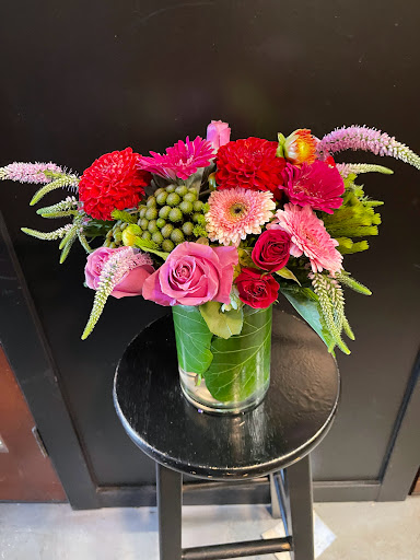 Florist «Foothills Floral Gallery», reviews and photos, 4647 E Chandler Blvd # 10, Phoenix, AZ 85048, USA