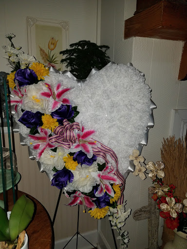 Florist «Around the Corner Florist», reviews and photos, 6003 Main St, Lula, GA 30554, USA