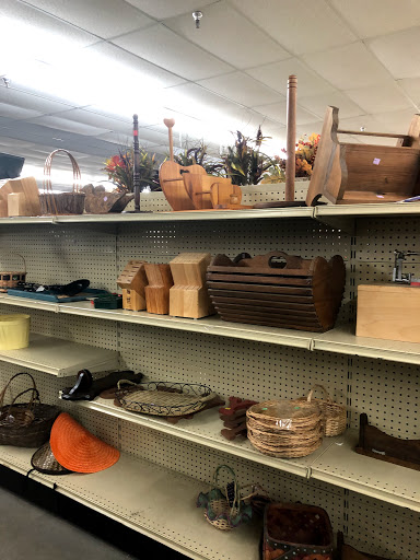 Thrift Store «Waterfront Rescue Mission», reviews and photos