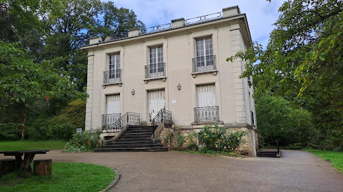 Maison du Parc de la Vallée-aux-Loups - ancienne résidence de Mlle Cadou à Châtenay-Malabry