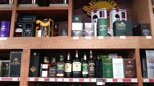 Liquor Store «Shyamrock Liquors», reviews and photos, 2926 Nashville Rd, Bowling Green, KY 42101, USA