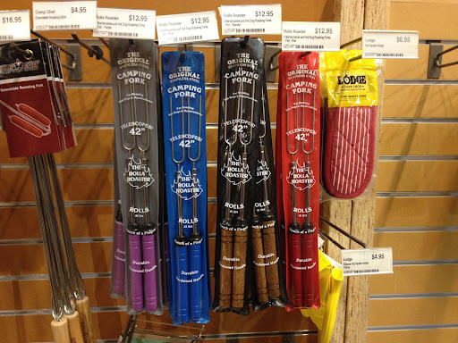 Camping Store «REI», reviews and photos, 213 Corte Madera Town Center, Corte Madera, CA 94925, USA