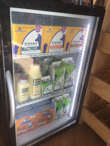 Pet Supply Store «Pet Oasis», reviews and photos, 42220 Washington St, Bermuda Dunes, CA 92203, USA