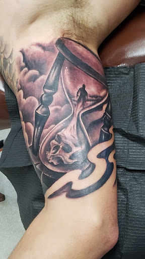 Tattoo Shop «Evolution Tattoo Studio», reviews and photos, 7475 W Military Dr, San Antonio, TX 78227, USA