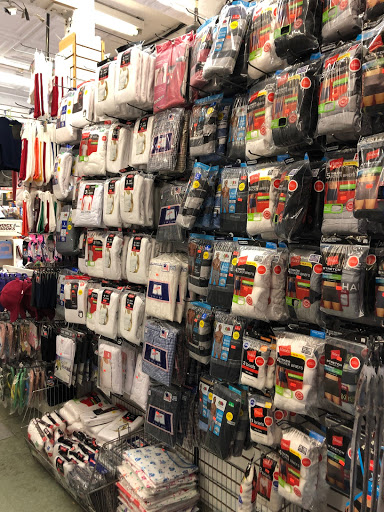 Discount Store «Ideal Magic Discount Store», reviews and photos, 9418 Avenue L, Brooklyn, NY 11236, USA