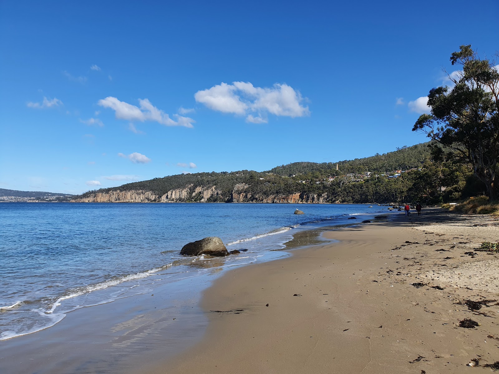 Foto de Taroona Beach con arena beige superficie