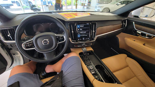 Used Car Dealer «Volvo Cars Cincinnati East», reviews and photos, 4113 Plainville Rd b, Cincinnati, OH 45227, USA