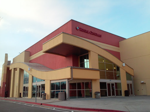 Movie Theater «Regal Cinemas Continental 10 & RPX», reviews and photos, 3635 S Monaco Pkwy, Denver, CO 80222, USA