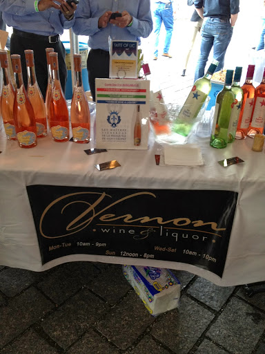 Wine Store «Vernon Wine & Liquor», reviews and photos, 5006 Vernon Blvd, Long Island City, NY 11101, USA