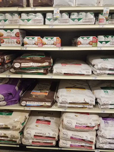 Pet Supply Store «PetSmart», reviews and photos, 200 S Village Center Dr, Southlake, TX 76092, USA