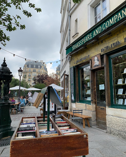 Handmade books Paris