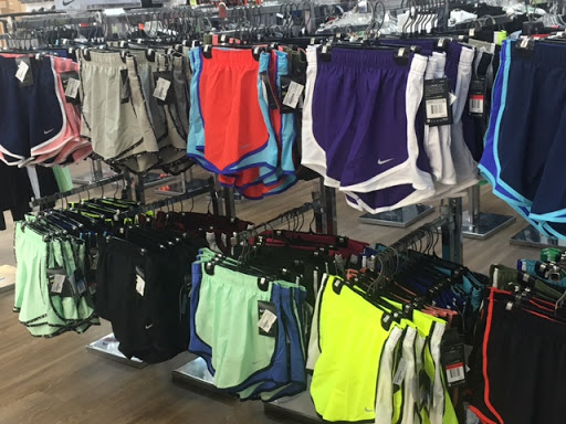 Shoe Store «Sport Seasons», reviews and photos, 56 White Bridge Pike, Nashville, TN 37205, USA