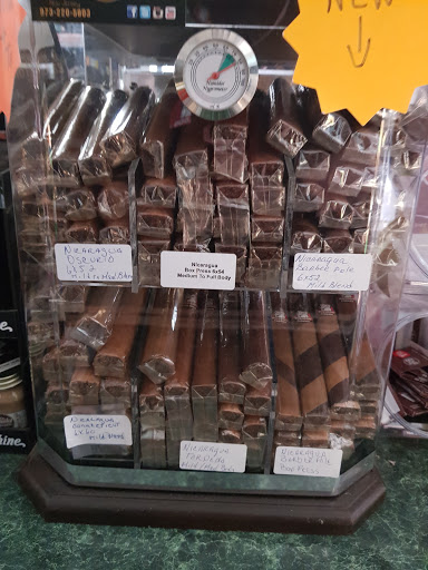 Wine Store «Wine 2 Spirits», reviews and photos, 662 Ringwood Ave, Wanaque, NJ 07465, USA