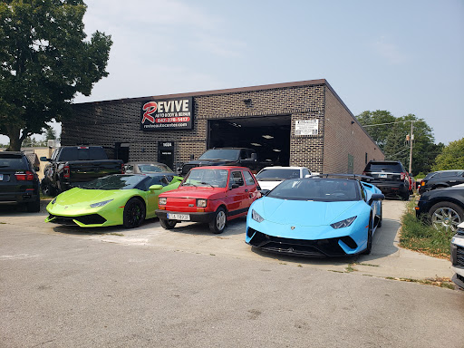 Auto Repair Shop «Revive Auto Body & Repair», reviews and photos, 1024 Lunt Ave, Schaumburg, IL 60193, USA