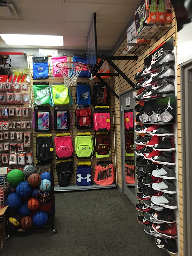 Shoe Store «Hibbett Sports», reviews and photos, 761 3rd St SW, Winter Haven, FL 33880, USA