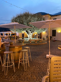 Atmosphère du Restaurant méditerranéen La Grotte & l'Olivier à Roquebrune-Cap-Martin - n°5