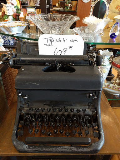 Thrift Store «New Age Thrift Store», reviews and photos, 1734 NE 163rd St, North Miami Beach, FL 33162, USA