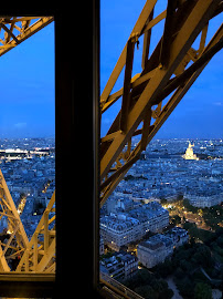 Tour Eiffel du Restaurant gastronomique Restaurant Le Jules Verne à Paris - n°16