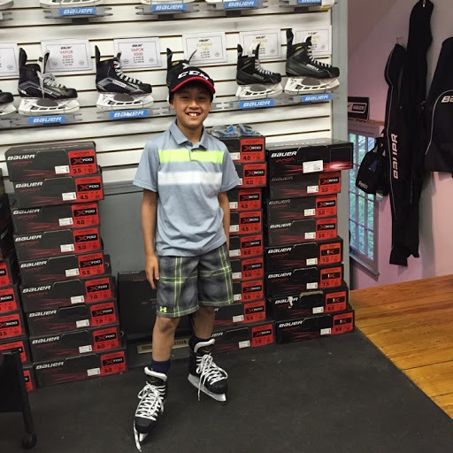 Hockey Supply Store «Hamden Sport», reviews and photos, 2858 Whitney Ave, Hamden, CT 06518, USA