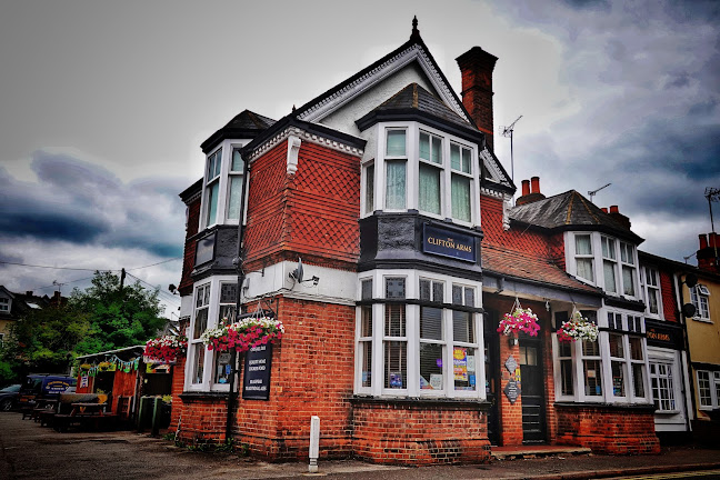Reviews of The Clifton Arms in Reading - Pub