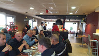 Atmosphère du Restaurant français Restaurant Le Guidon restaurant terrasse à Bourg en Bresse à Viriat - n°9