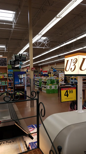 Grocery Store «Kroger», reviews and photos, 1001 Cherry St, Blanchester, OH 45107, USA
