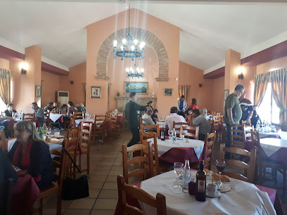 Restaurante La Salamanquilla - Autovía del Suroeste, 85, 45530 Santa Olalla, Toledo, Spain