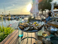Plats et boissons du Restaurant de fruits de mer Le Tamariou - Dégustation - Vue Panoramique d’exception à Andernos-les-Bains - n°3