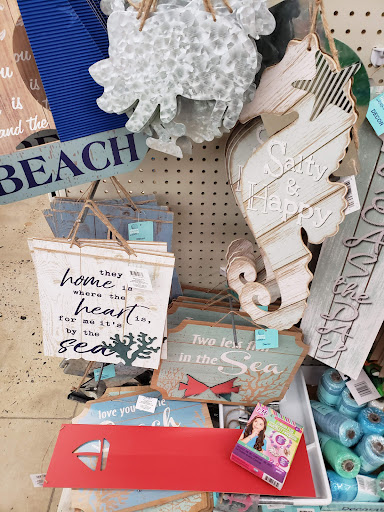 Dollar Store «Dollar Tree», reviews and photos, 708 W Poplar Ave, Collierville, TN 38017, USA