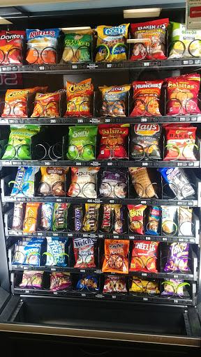 Toyota Dealer «Toyota of Orange», reviews and photos, 1400 N Tustin St, Orange, CA 92867, USA