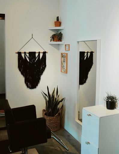 Holistic Salon