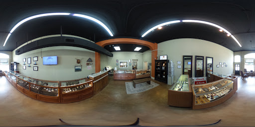 Jeweler «Brooks Fine Jewelry», reviews and photos, 1304 W Oak St, Conway, AR 72034, USA