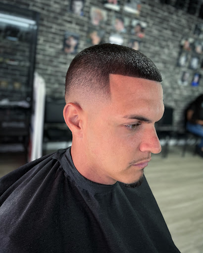 Barber Shop «Kingdom Barbers», reviews and photos, 2411 E Graves Ave #4, Orange City, FL 32763, USA