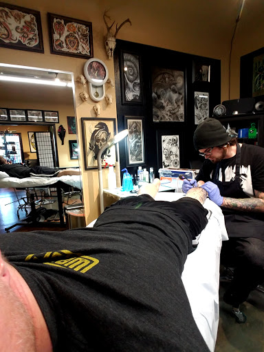 Tattoo Shop «Bombshell Tattoo & Piercing Studio», reviews and photos, 2607 W 10th St b, Greeley, CO 80634, USA
