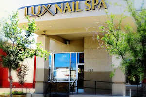Lux nail spa image